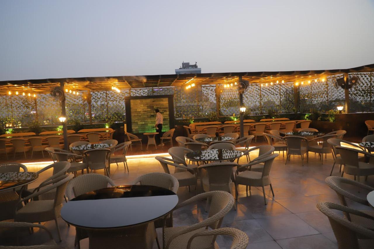 Hotel Haris Mg Road Gurugram Gurgaon Esterno foto