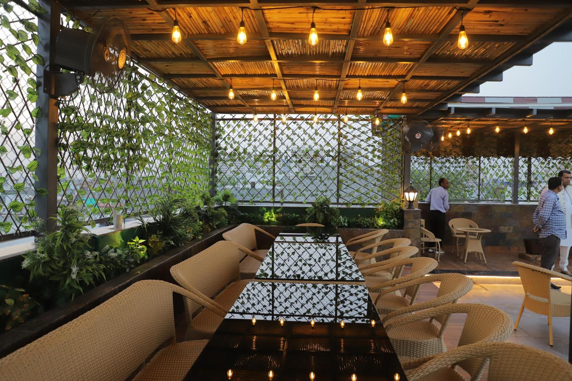 Hotel Haris Mg Road Gurugram Gurgaon Esterno foto