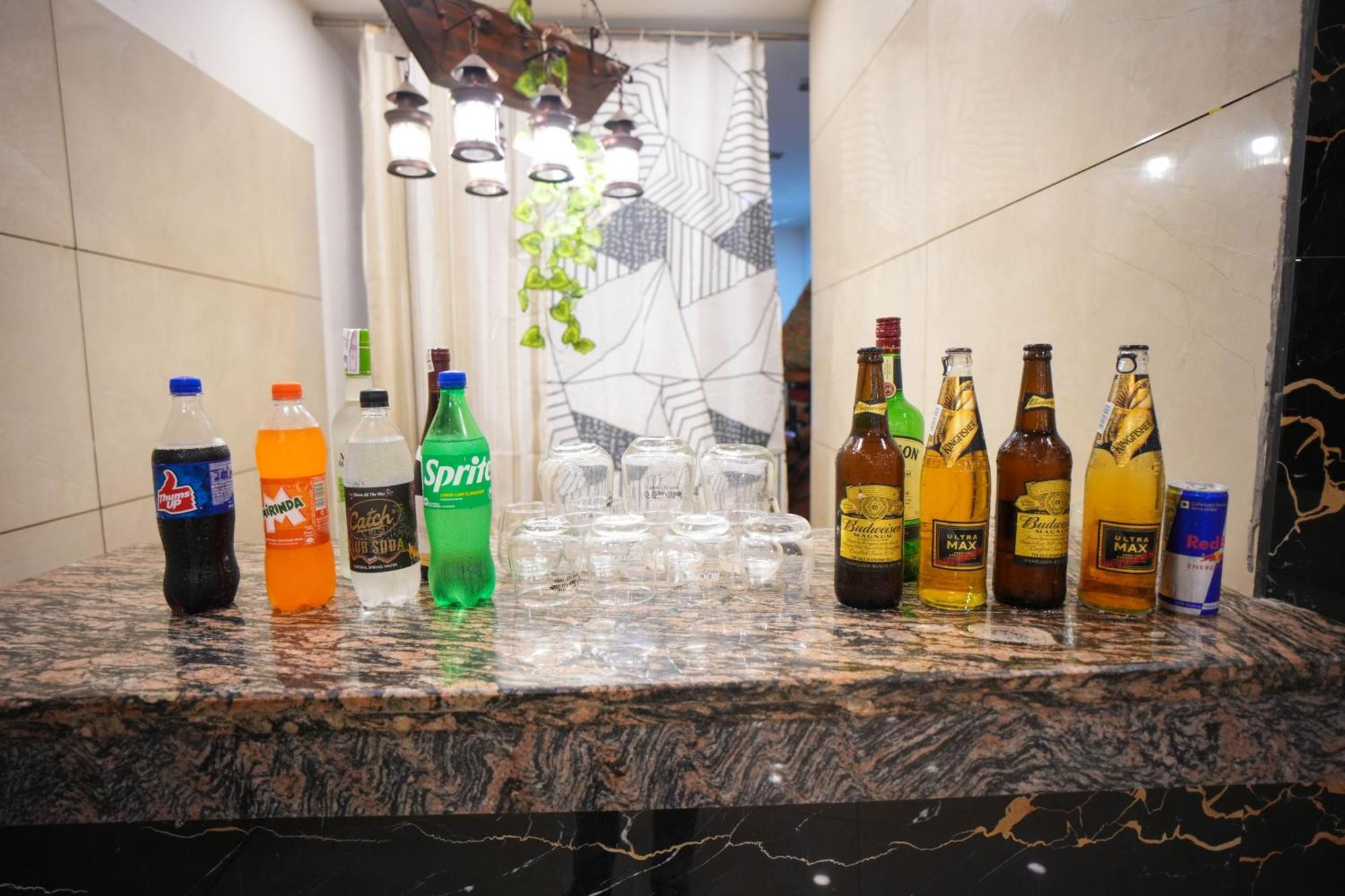 Hotel Haris Mg Road Gurugram Gurgaon Esterno foto