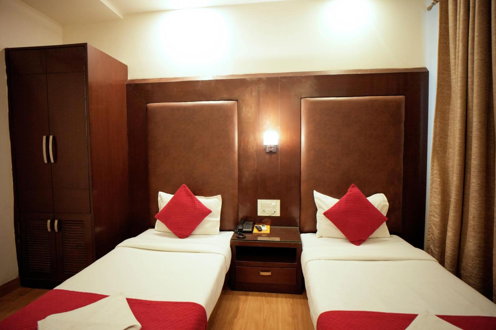 Hotel Haris Mg Road Gurugram Gurgaon Esterno foto
