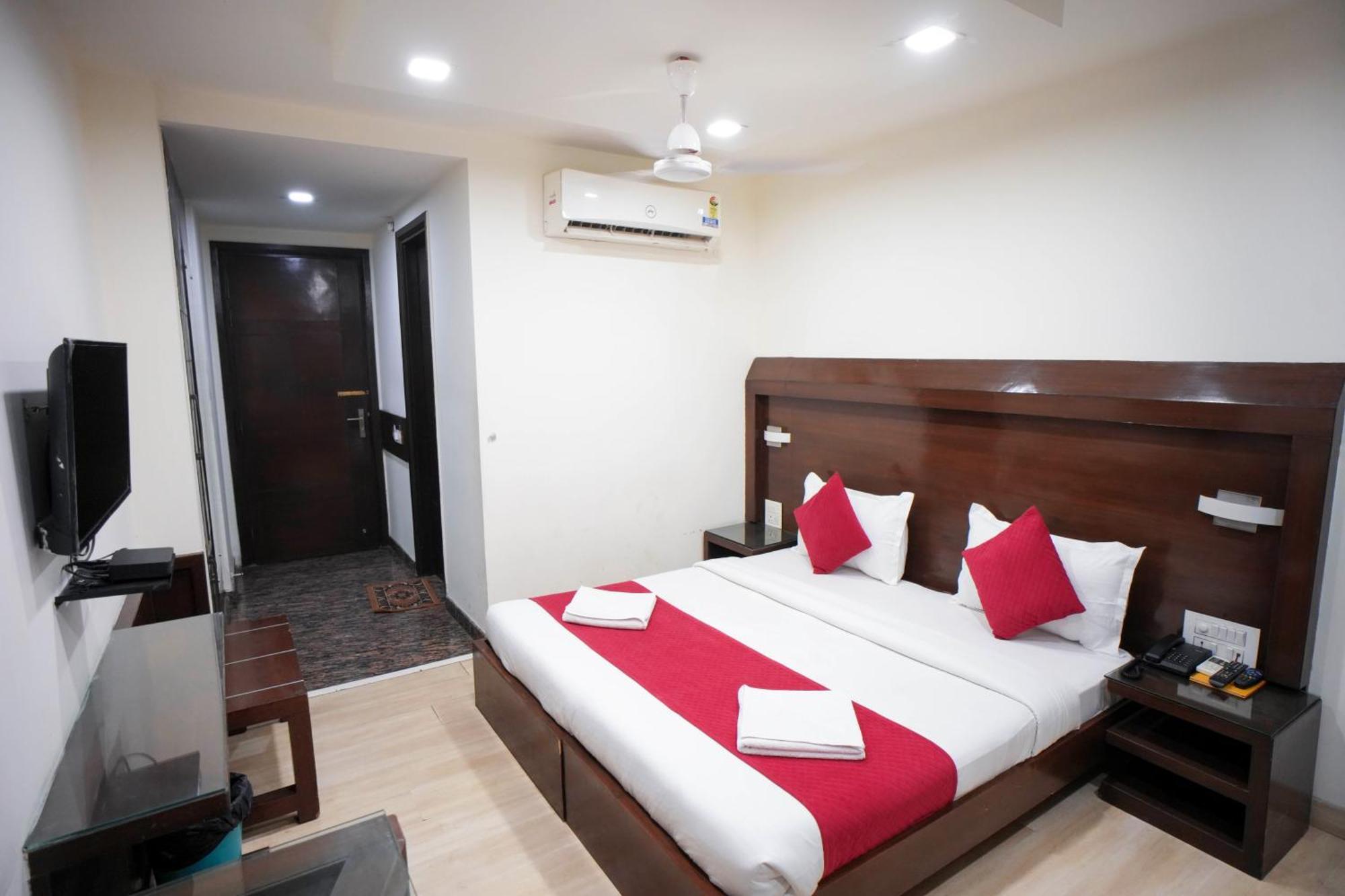 Hotel Haris Mg Road Gurugram Gurgaon Esterno foto