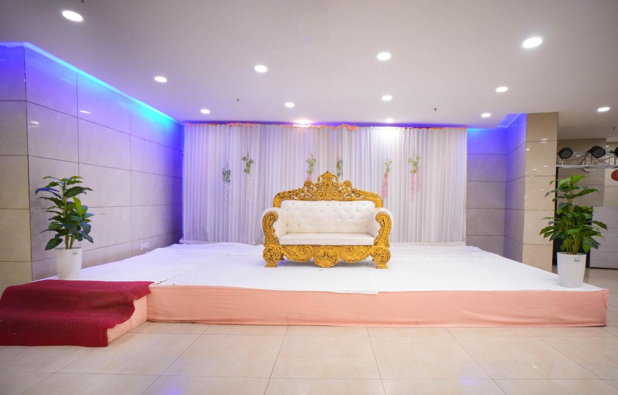 Hotel Haris Mg Road Gurugram Gurgaon Esterno foto